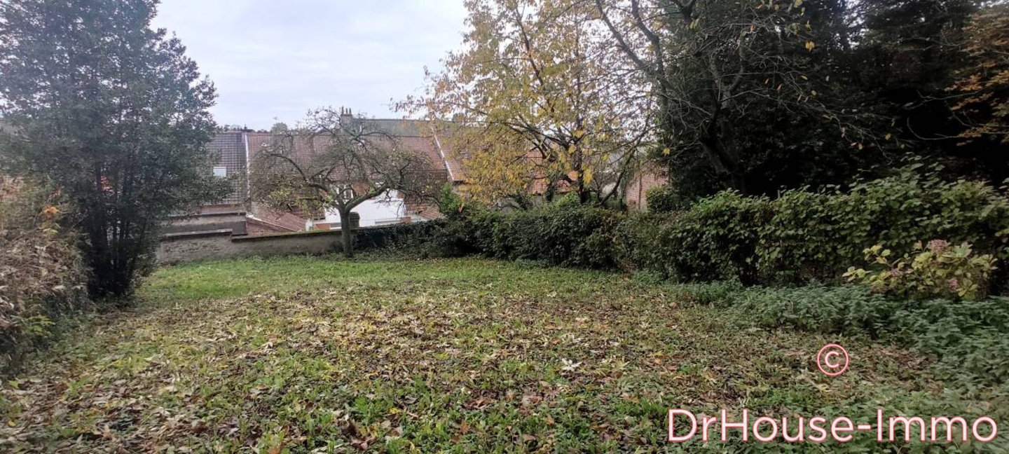 Photo 1 : Vente Immeuble 10 pièces Saint-Pol-sur-Ternoise 380 m²