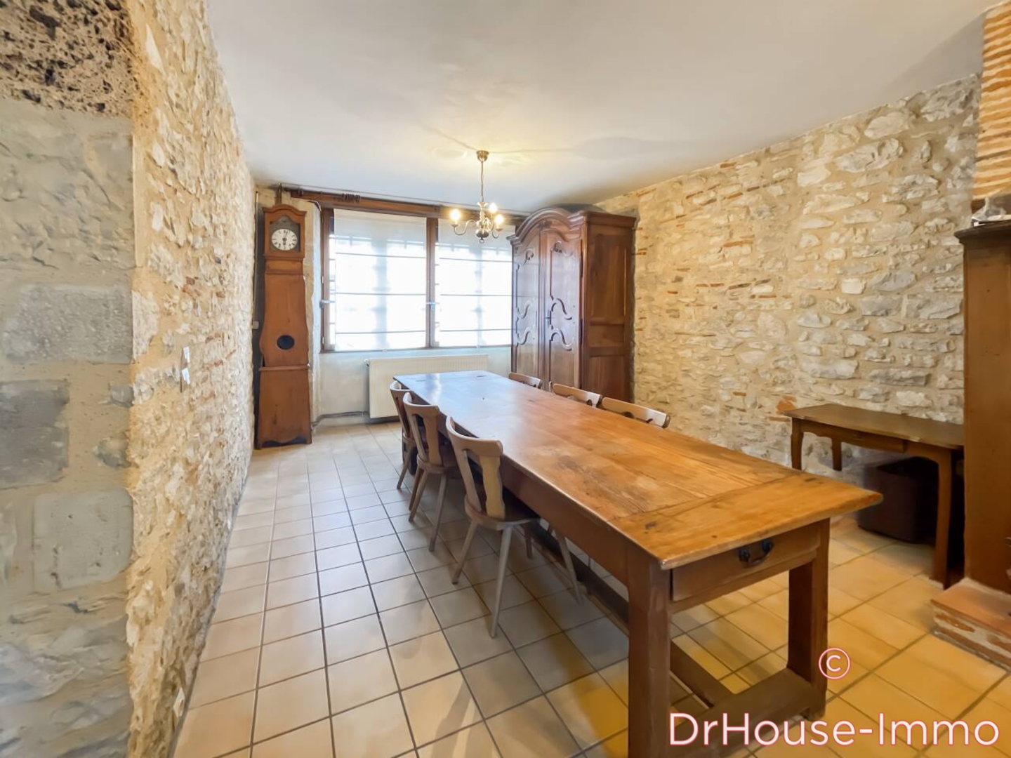 Photo 2 : Vente Maison 9 pièces Bretenoux 285 m²
