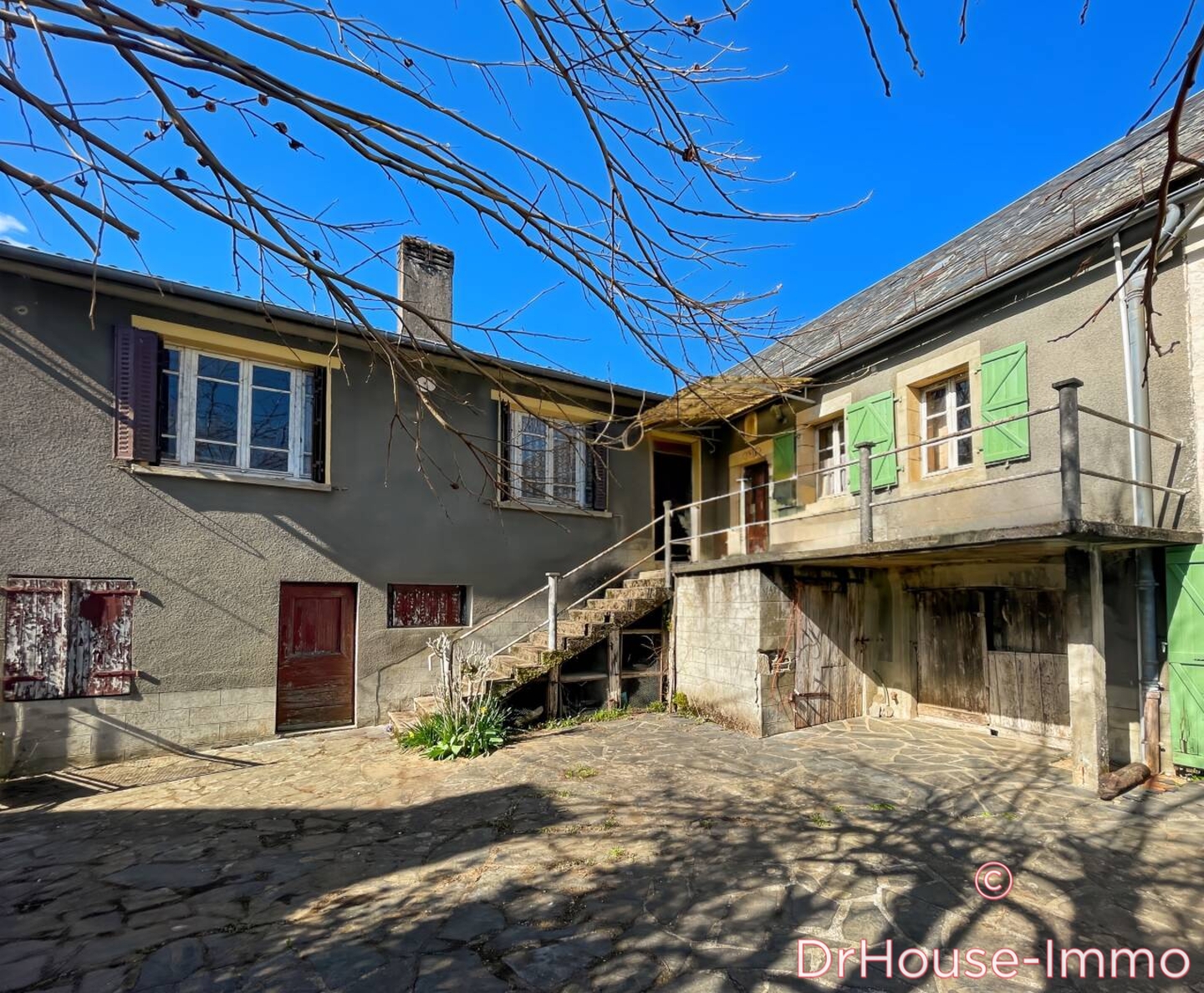 Photo 1 : Vente Maison 5 pièces Brivezac 120 m²