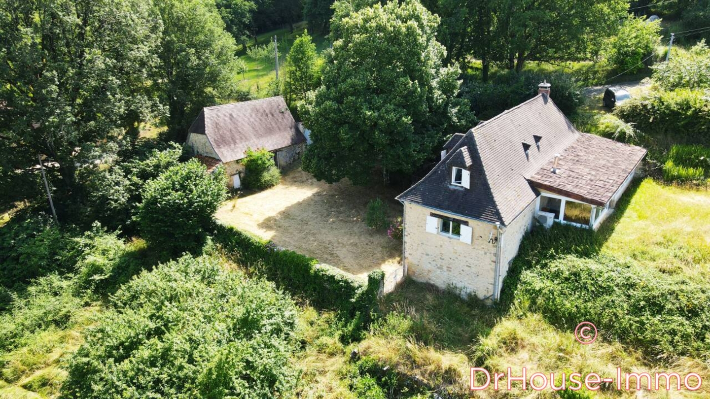 Photo 3 : Vente Maison 5 pièces Plazac 180 m²