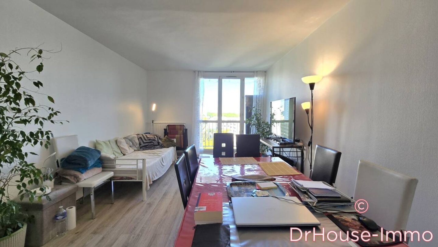 Photo 1 : Vente Appartement 3 pièces La Courneuve 64 m²