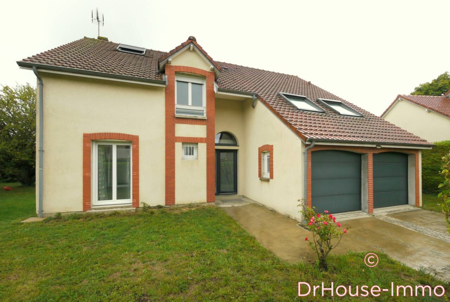 Photo 1 : Vente Maison 6 pièces Nogent-sur-Seine 168 m²