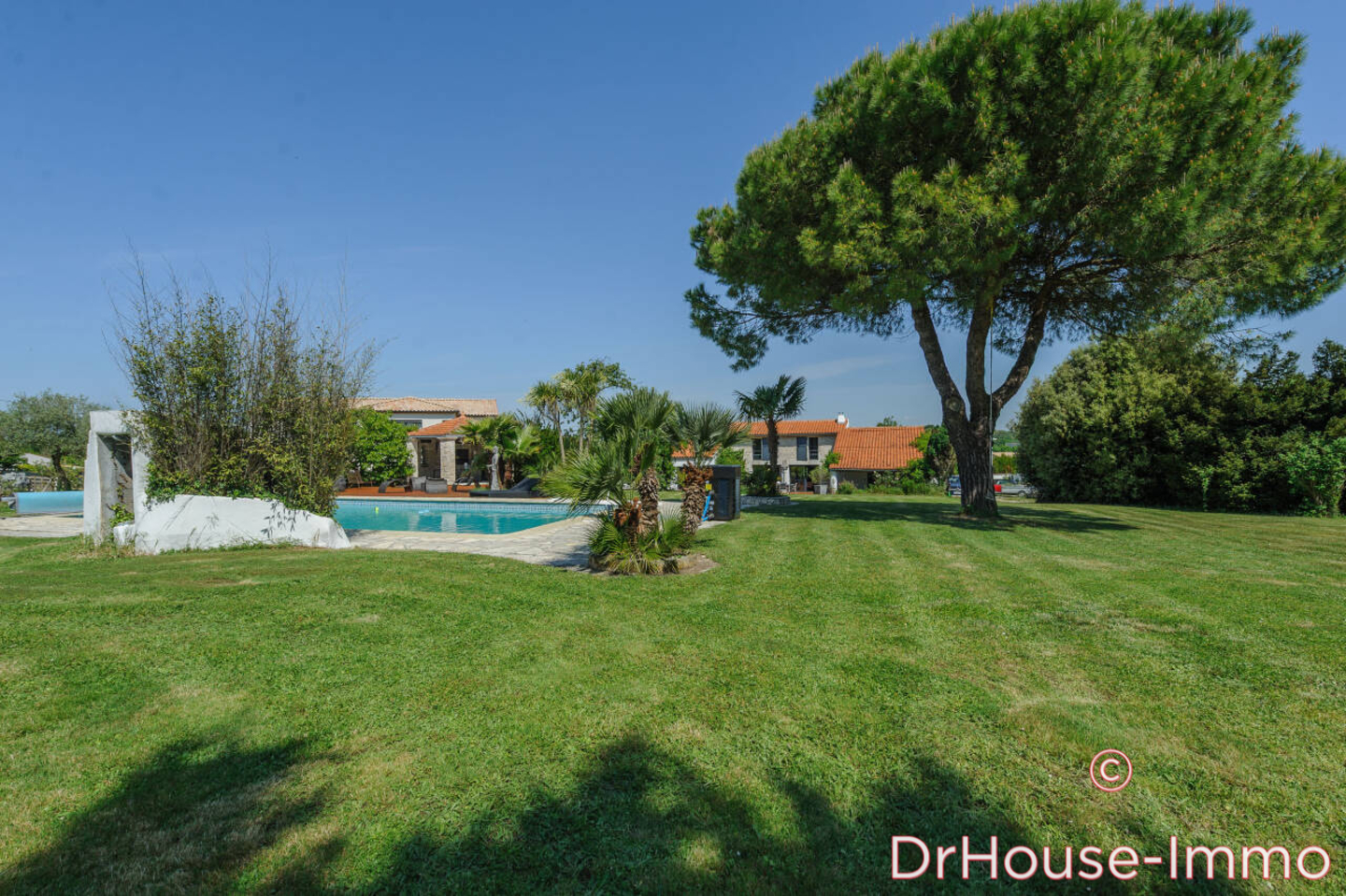 Photo 2 : Vente Maison 6 pièces Châtelaillon-Plage 208 m²