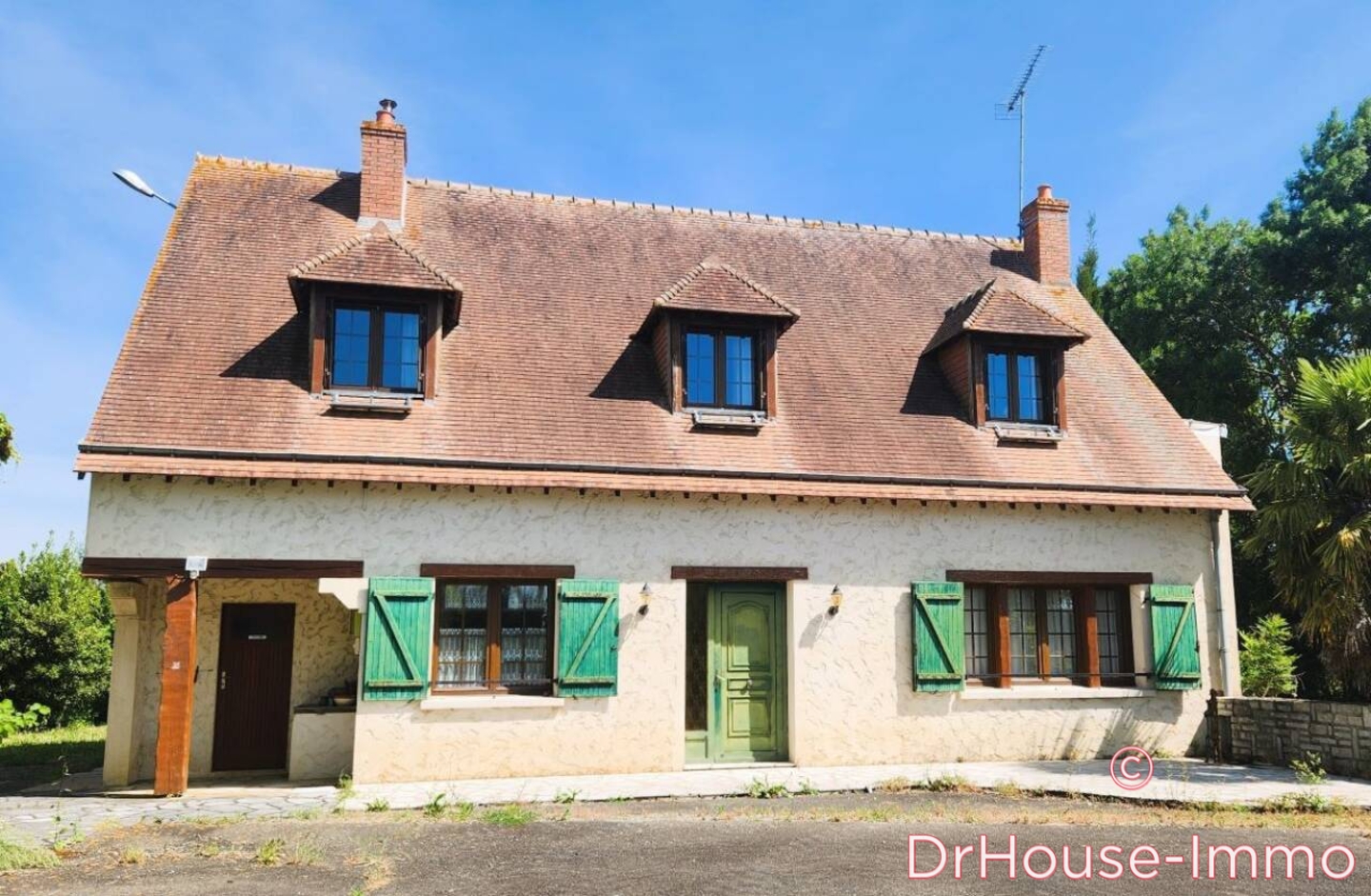 Photo 2 : Vente Maison 8 pièces Courcebœufs 213 m²