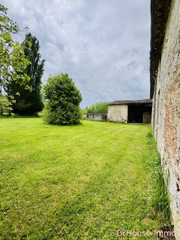 Photo 3 : Vente Maison 2 pièces Pineuilh 265 m²
