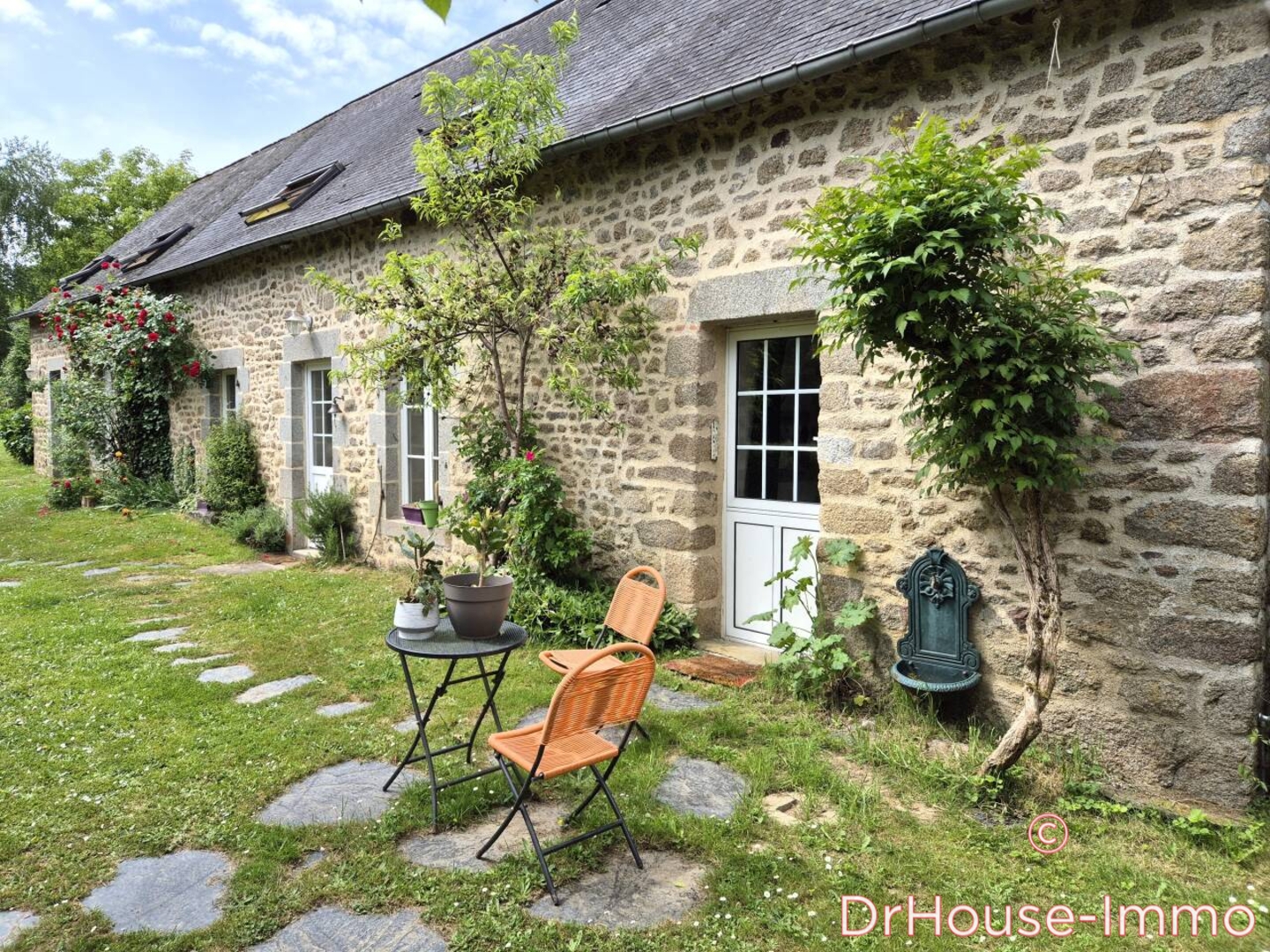 Photo 3 : Vente Maison 10 pièces Hambers 174 m²