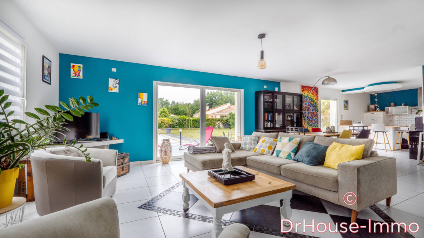 Photo 3 : Vente Maison 8 pièces Béruges 165 m²