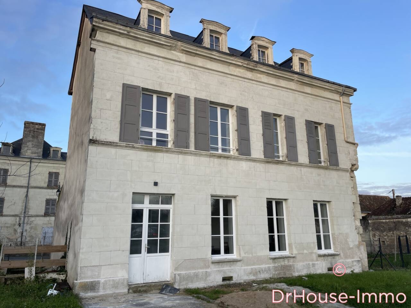 Photo 2 : Vente Maison 6 pièces Coussay-les-Bois 110 m²