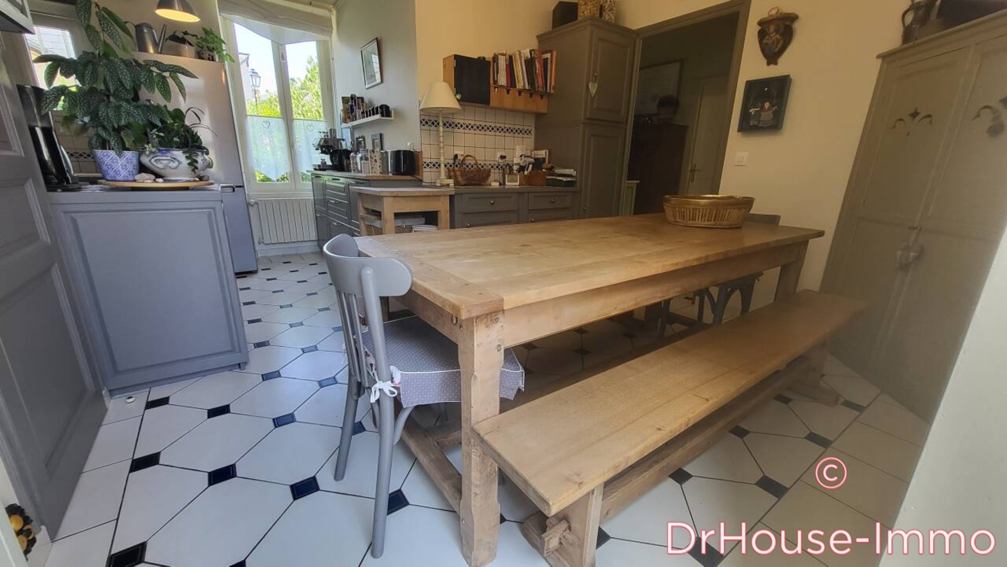 Photo 2 : Vente Maison 8 pièces Rochefort-sur-Loire 187 m²