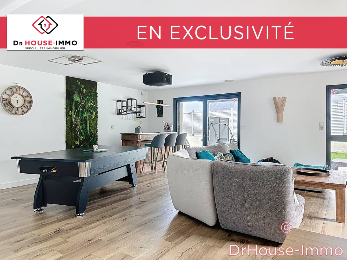 Photo 1 : Vente Maison 7 pièces Plumergat 228 m²