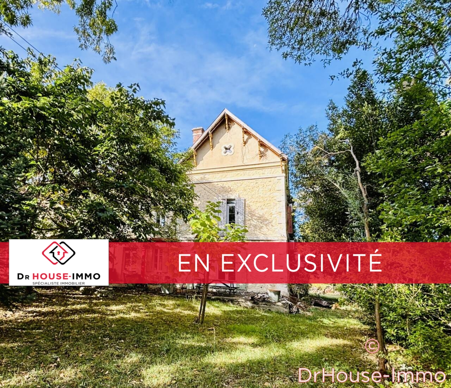 Photo 1 : Vente Château 10 pièces Rouffignac-de-Sigoulès 480 m²