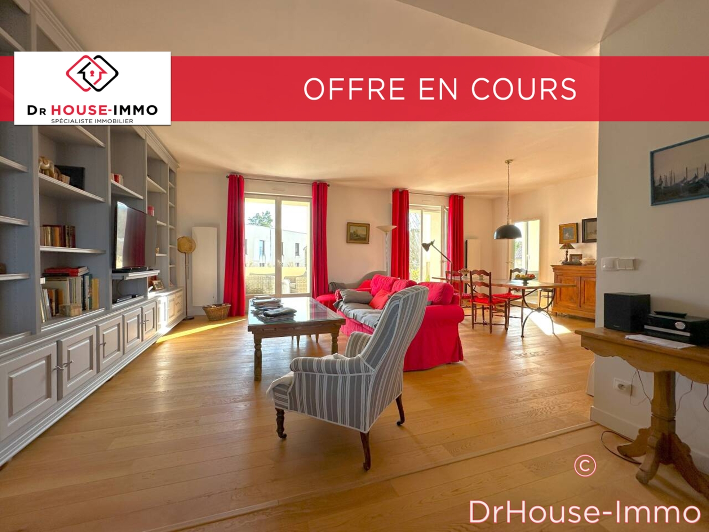 Photo 1 : Vente Appartement 5 pièces Angoulême 141 m²