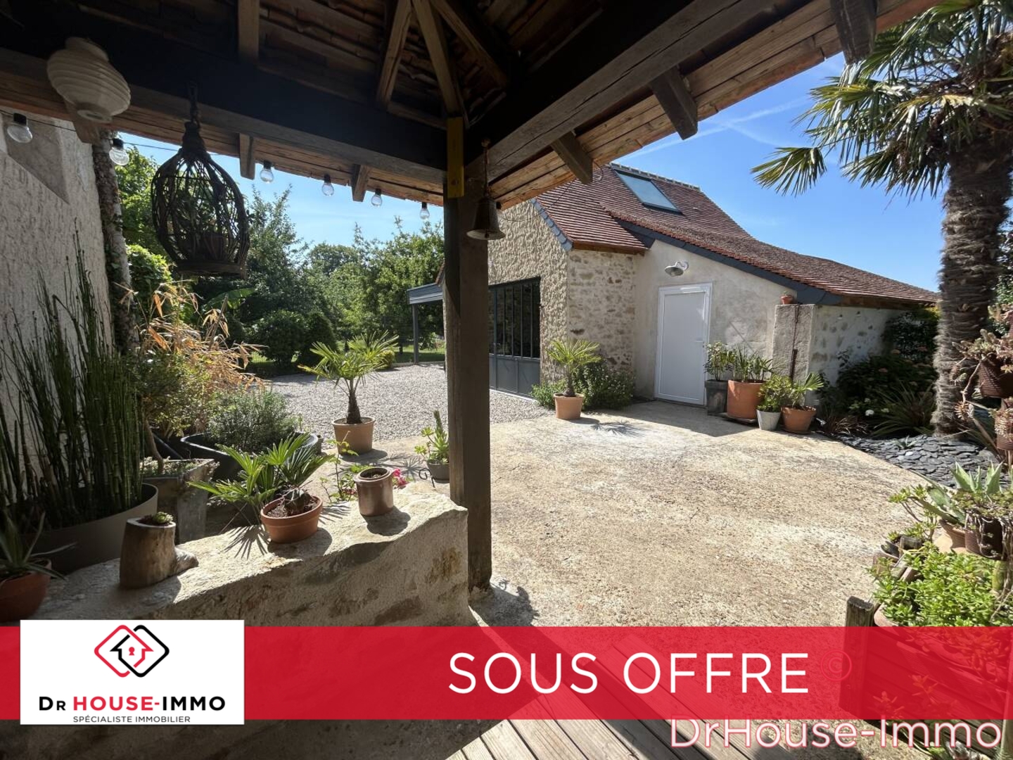 Photo 1 : Vente Maison 8 pièces Saint-Ouen-en-Belin 151 m²