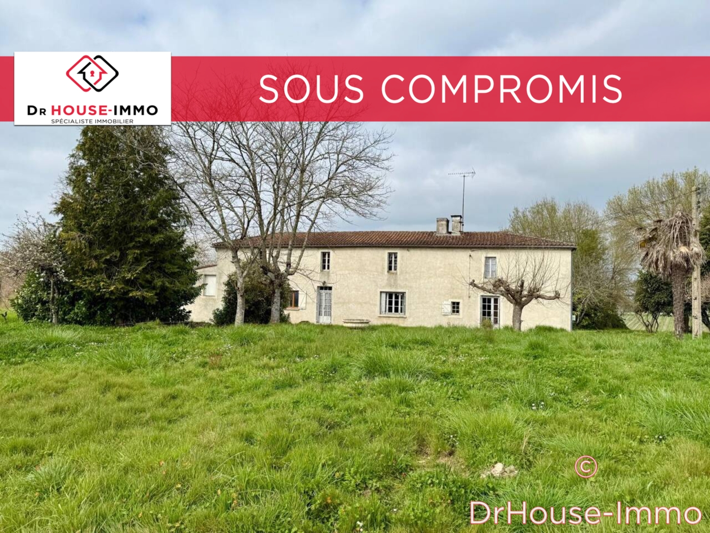 Photo 1 : Vente Maison 7 pièces Sauveterre-de-Guyenne 236 m²