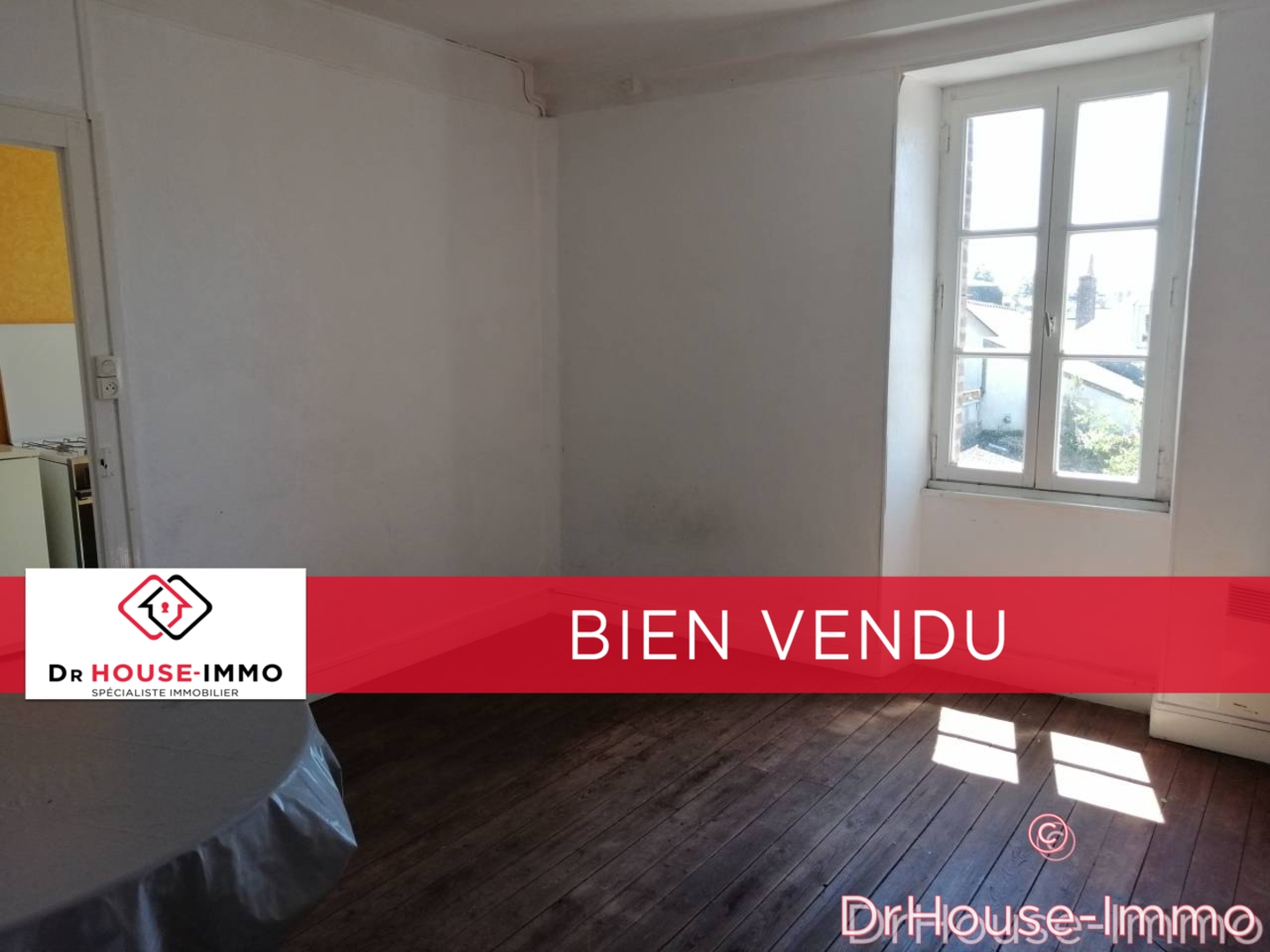 Photo 1 : Vente Immeuble 6 pièces Mayenne 150 m²