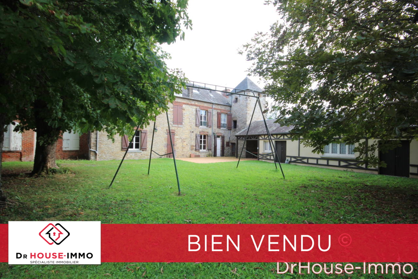 Photo 1 : Vente Maison 12 pièces Clécy 292 m²