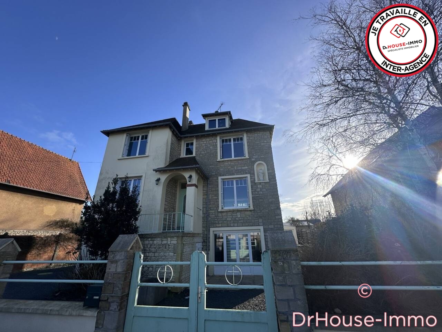 Photo 2 : Vente Maison 9 pièces Grandcamp-Maisy 235 m²