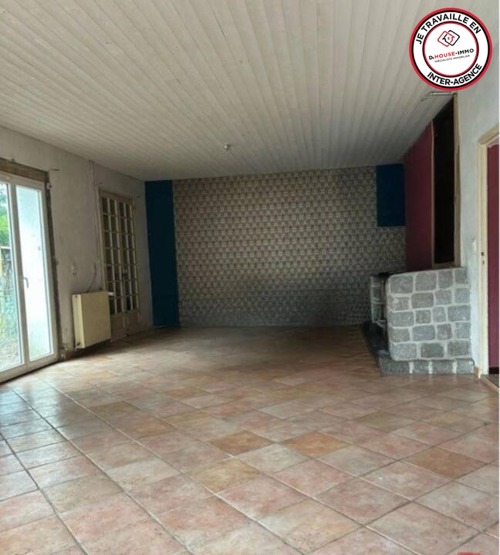 Photo 2 : Vente Immeuble 10 pièces Lèves-et-Thoumeyragues 318 m²