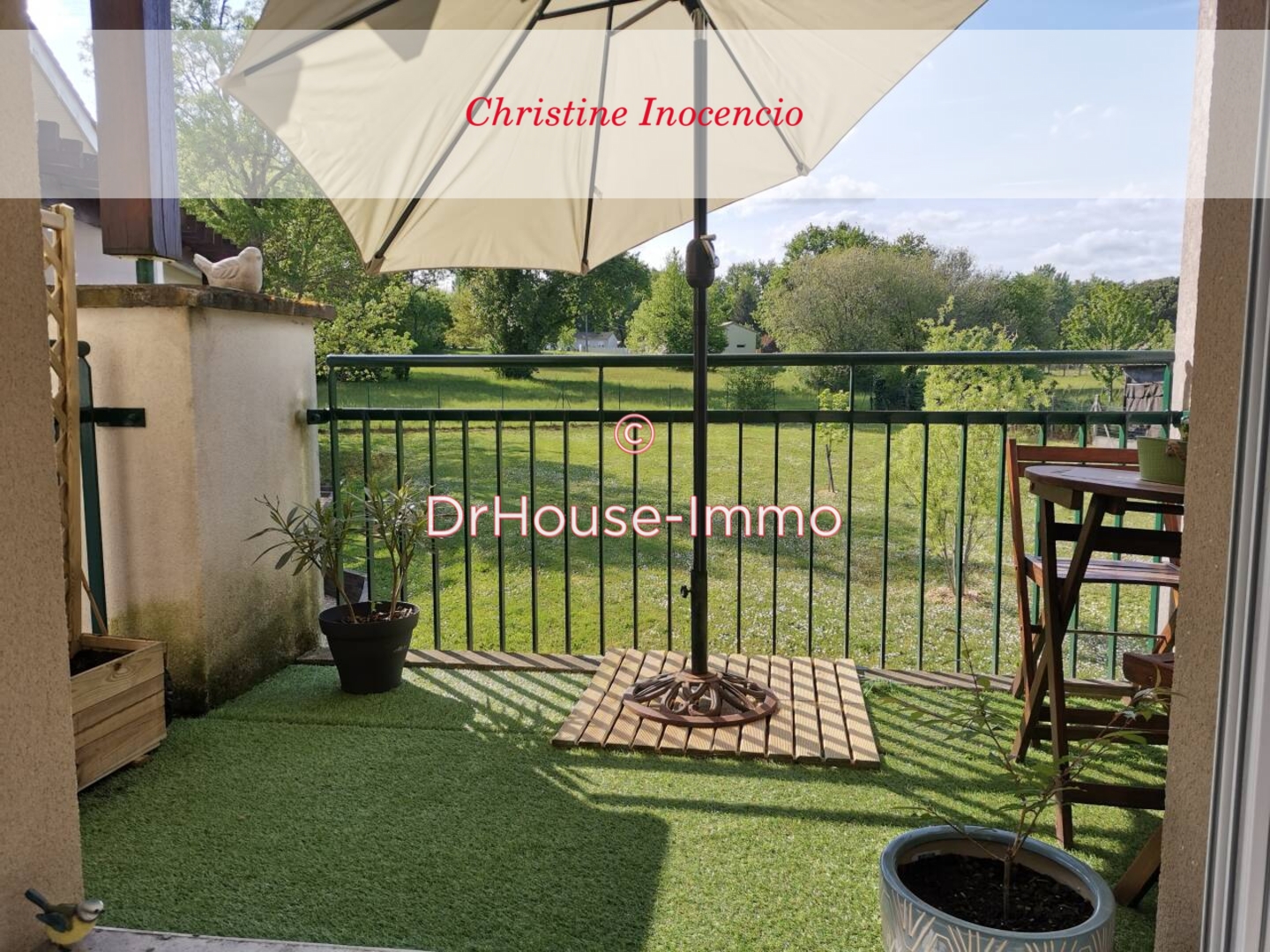 Photo 1 : Vente Appartement 2 pièces Saint-Yzan-de-Soudiac 40 m²