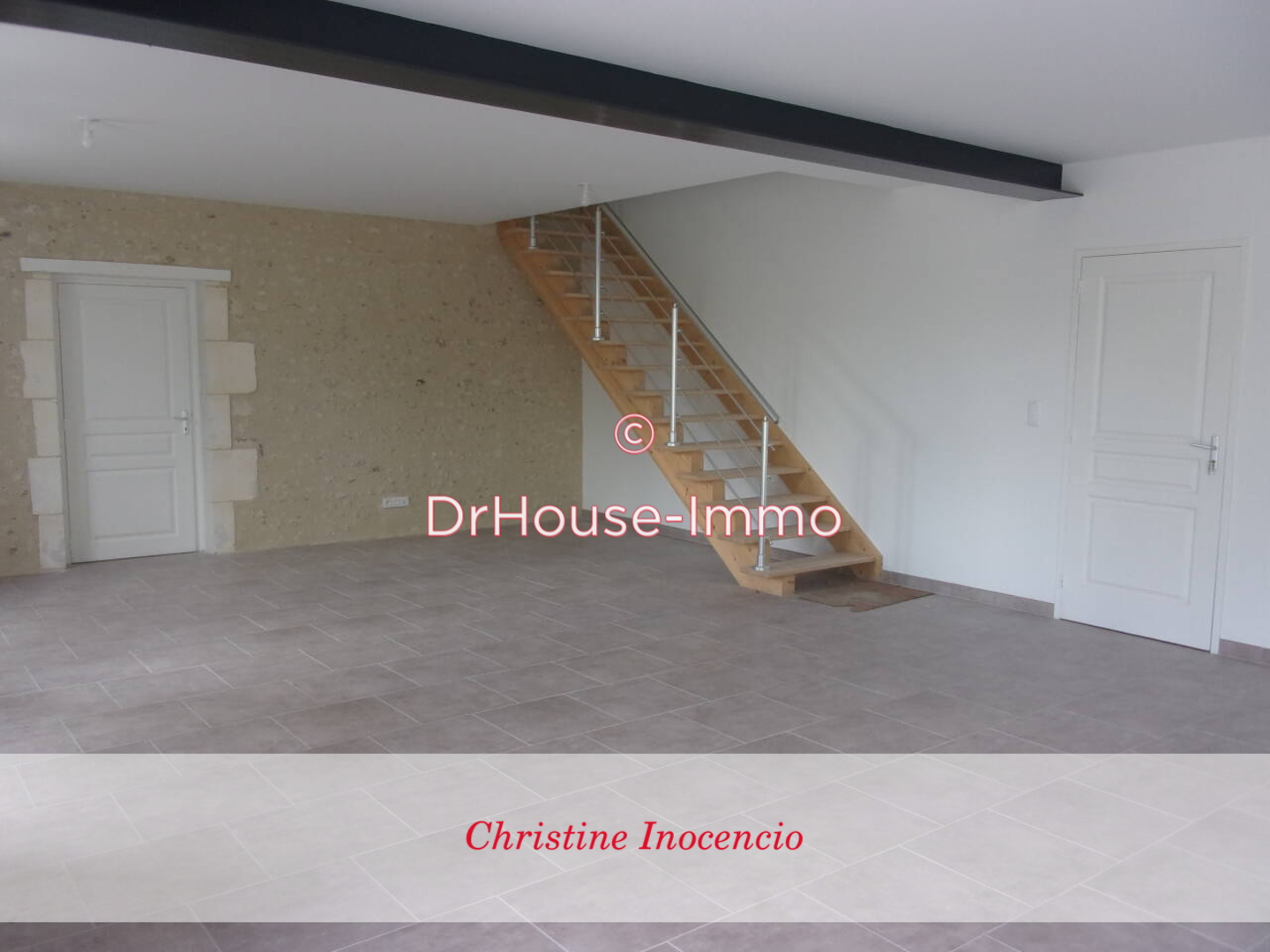 Photo 2 : Vente Maison 8 pièces Condéon 258 m²