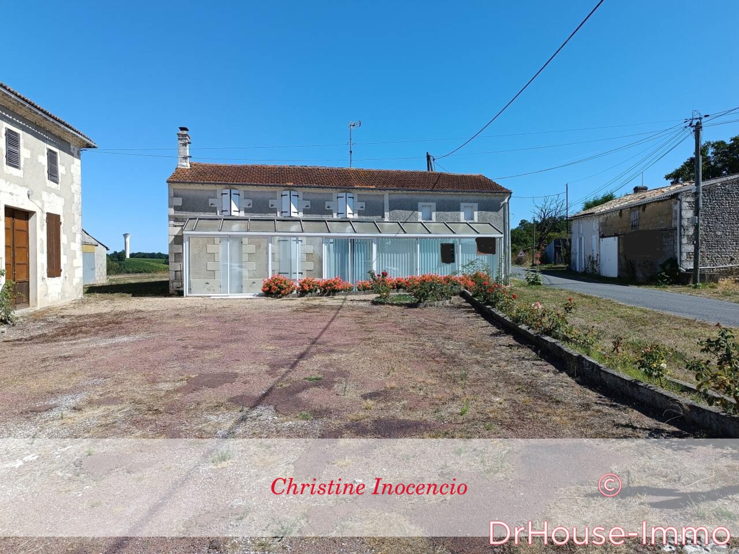 Photo 1 : Vente Maison 6 pièces Saint-Thomas-de-Conac 116 m²