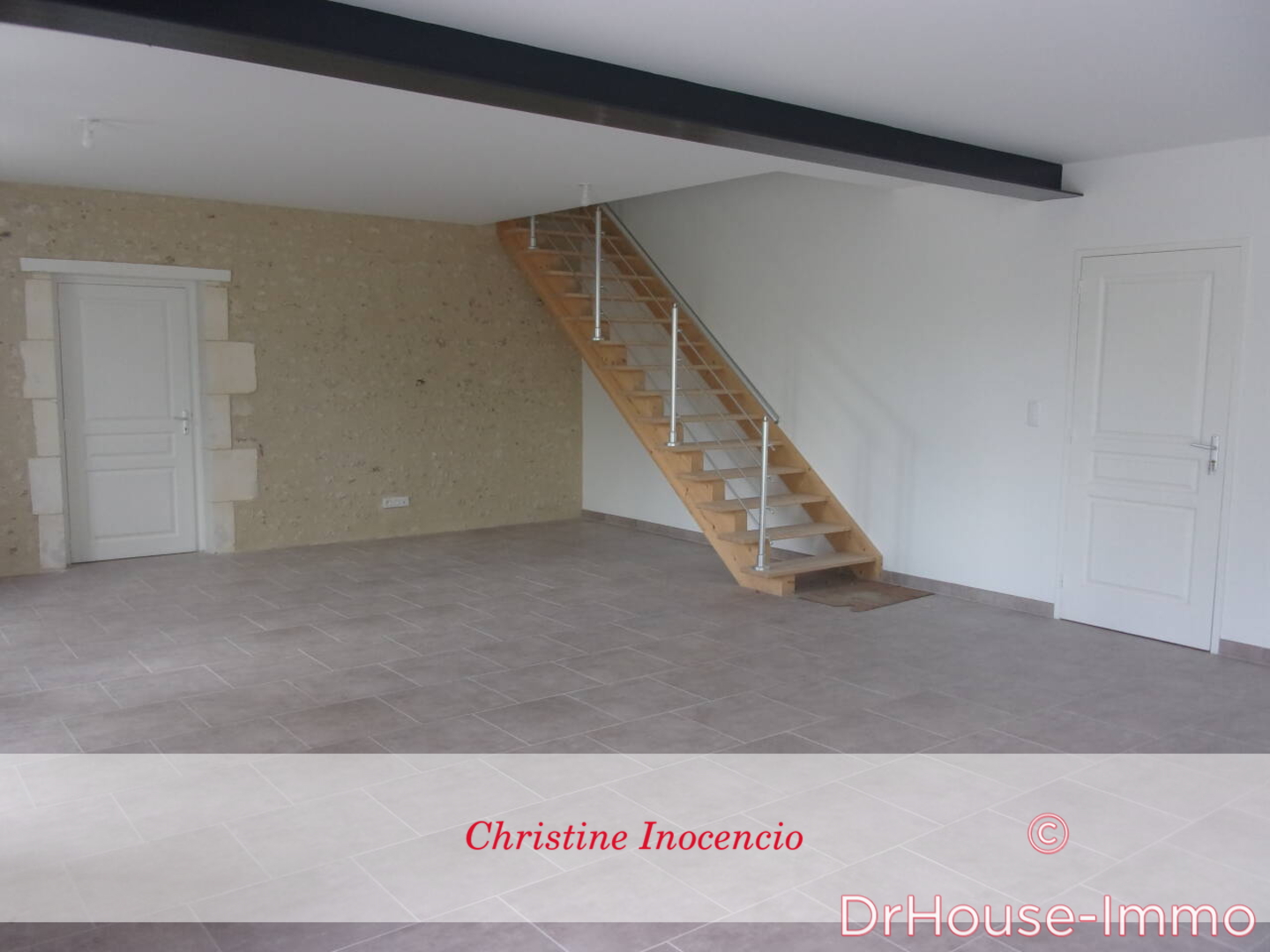 Photo 2 : Vente Maison 8 pièces Condéon 258 m²