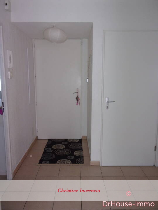 Photo 3 : Vente Maison 4 pièces Saint-Yzan-de-Soudiac 83 m²