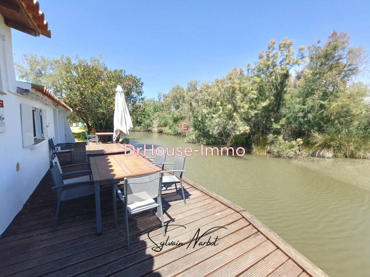 Photo 3 : Vente Maison 12 pièces Saintes-Maries-de-la-Mer 290 m²
