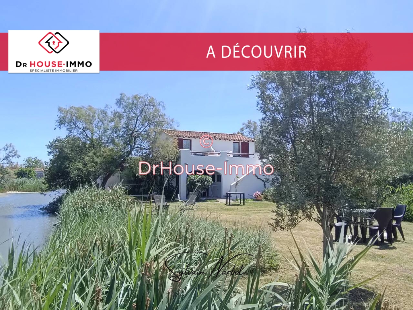 Photo 1 : Vente Maison 12 pièces Saintes-Maries-de-la-Mer 290 m²