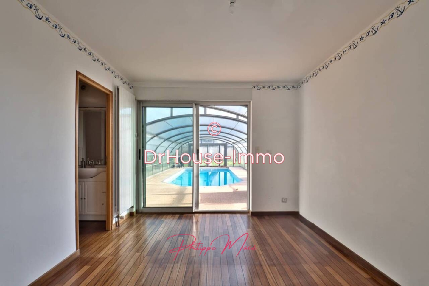 Photo 2 : Vente Maison 7 pièces Auzouville-sur-Ry 180 m²