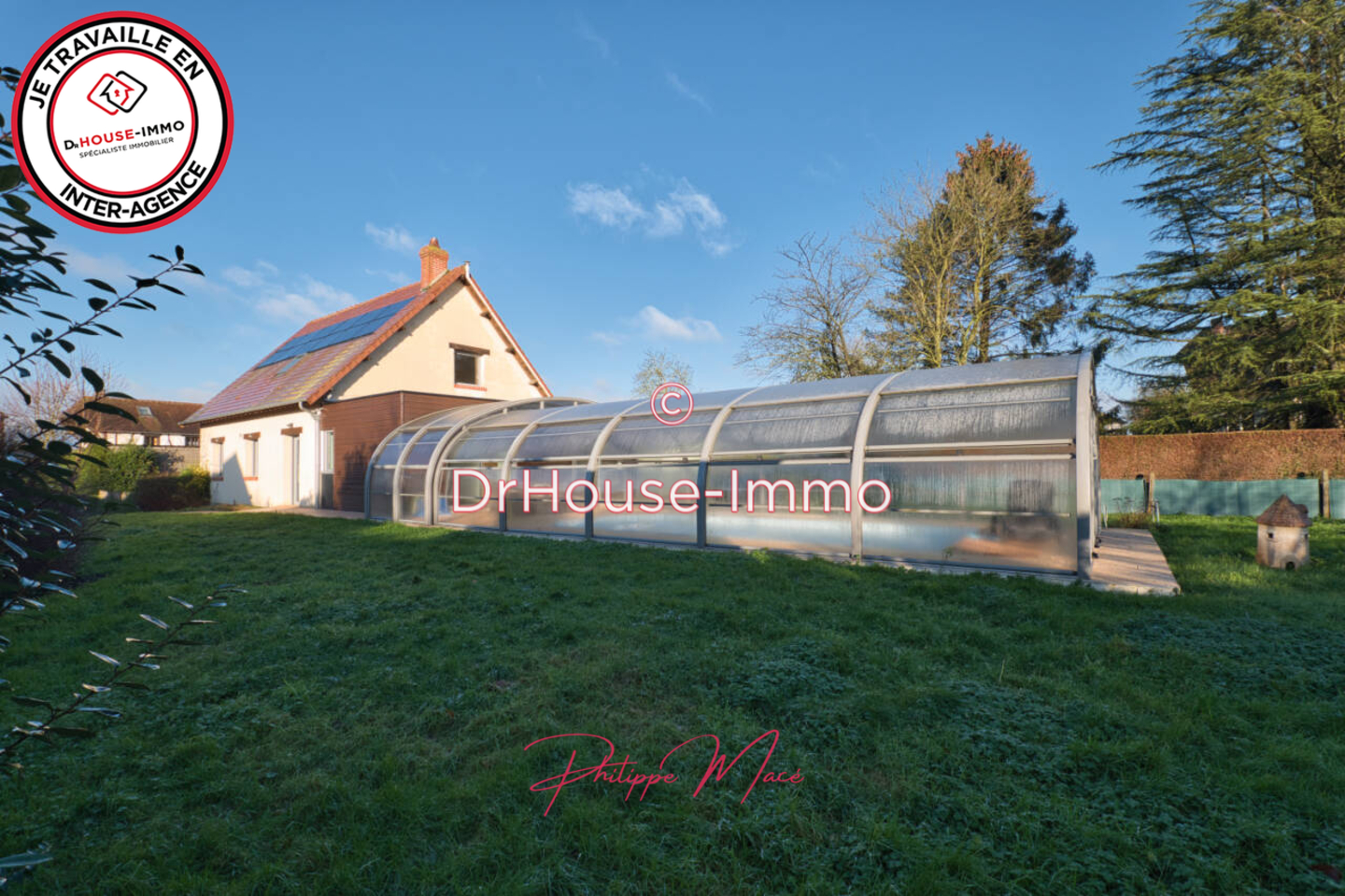 Photo 1 : Vente Maison 7 pièces Auzouville-sur-Ry 180 m²