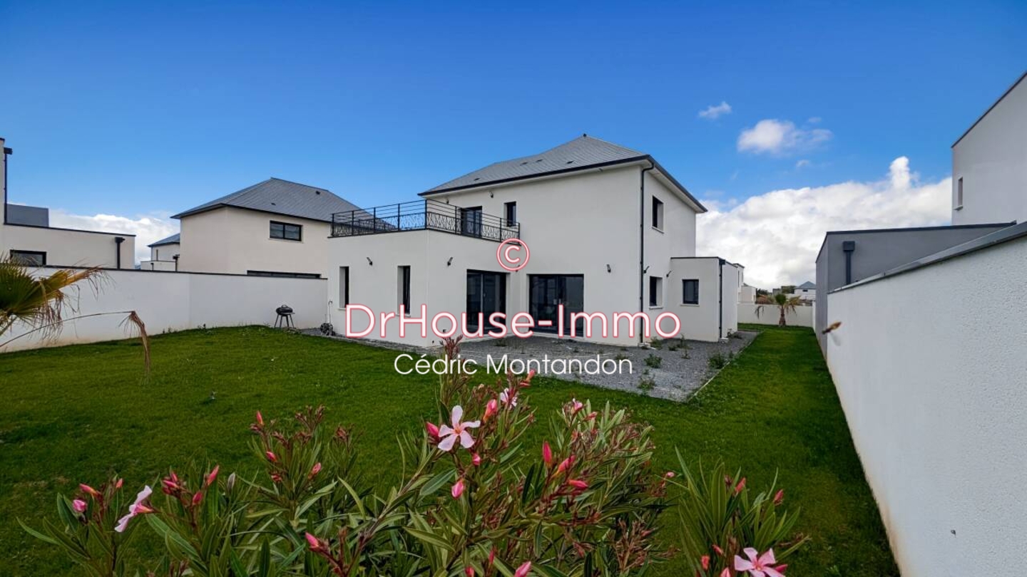 Photo 1 : Vente Maison 6 pièces Biéville-Beuville 144 m²
