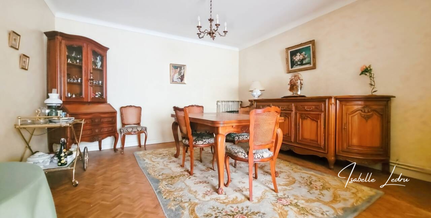 Photo 1 : Vente Maison 8 pièces Saint-Vincent-des-Landes 130 m²