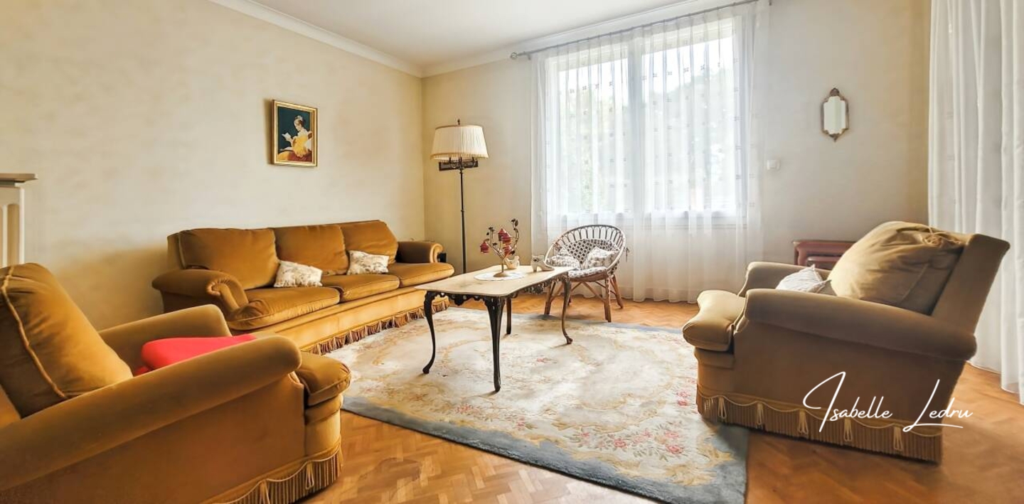 Photo 2 : Vente Maison 8 pièces Saint-Vincent-des-Landes 130 m²