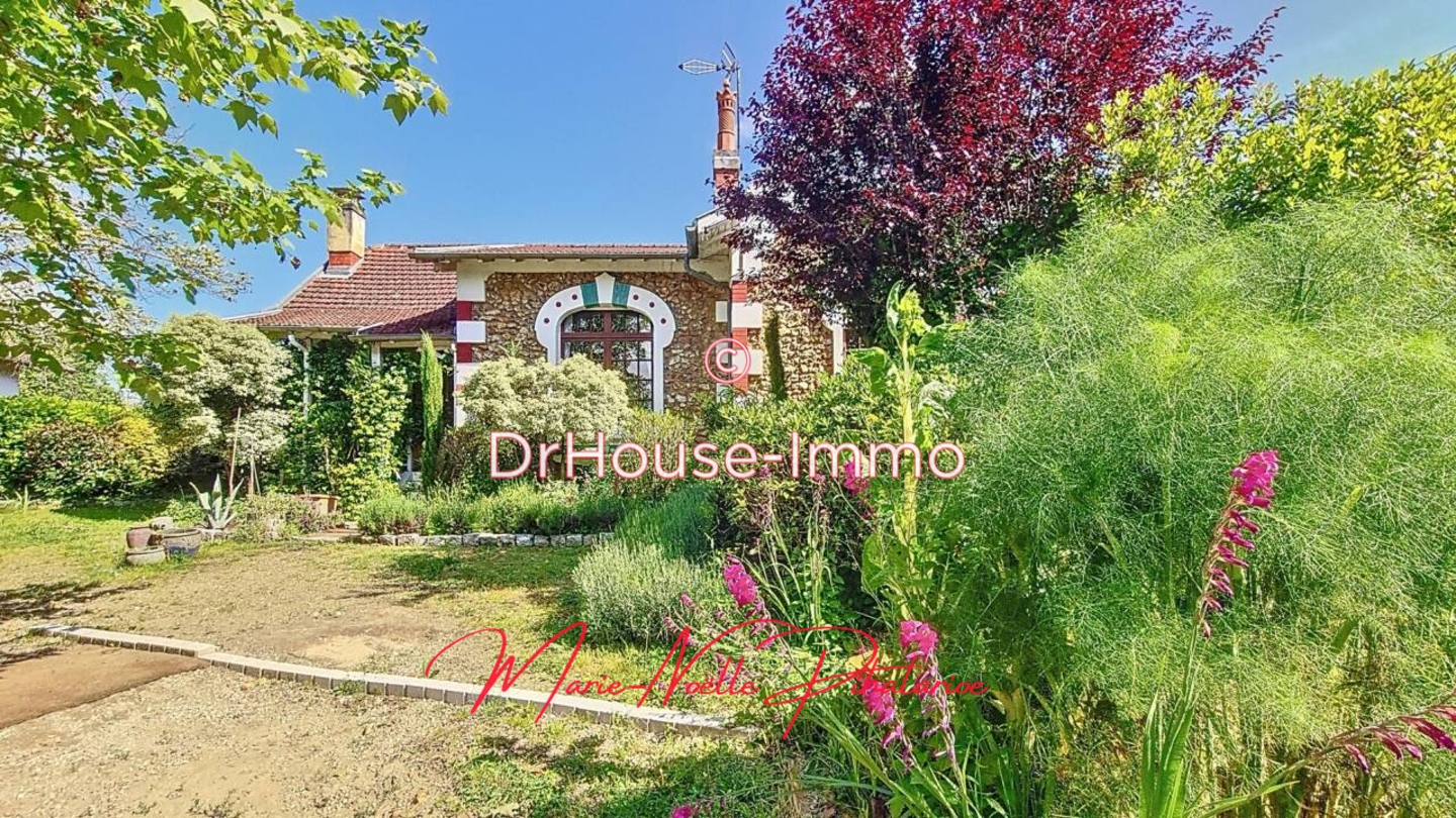 Photo 1 : Vente Maison 5 pièces Castillon-la-Bataille 110 m²