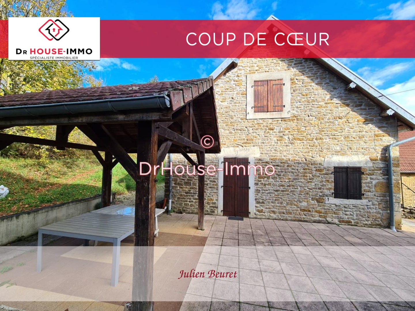 Photo 2 : Vente Maison 9 pièces Rougemont 276 m²