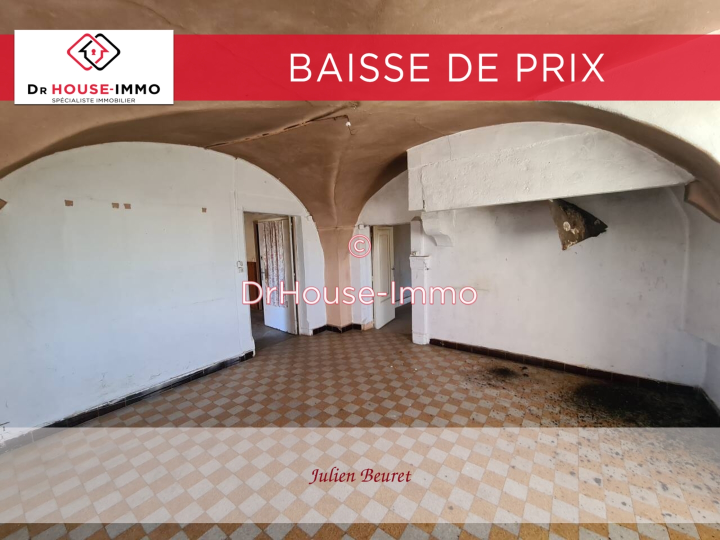 Photo 3 : Vente Maison 6 pièces Uzelle 211 m²