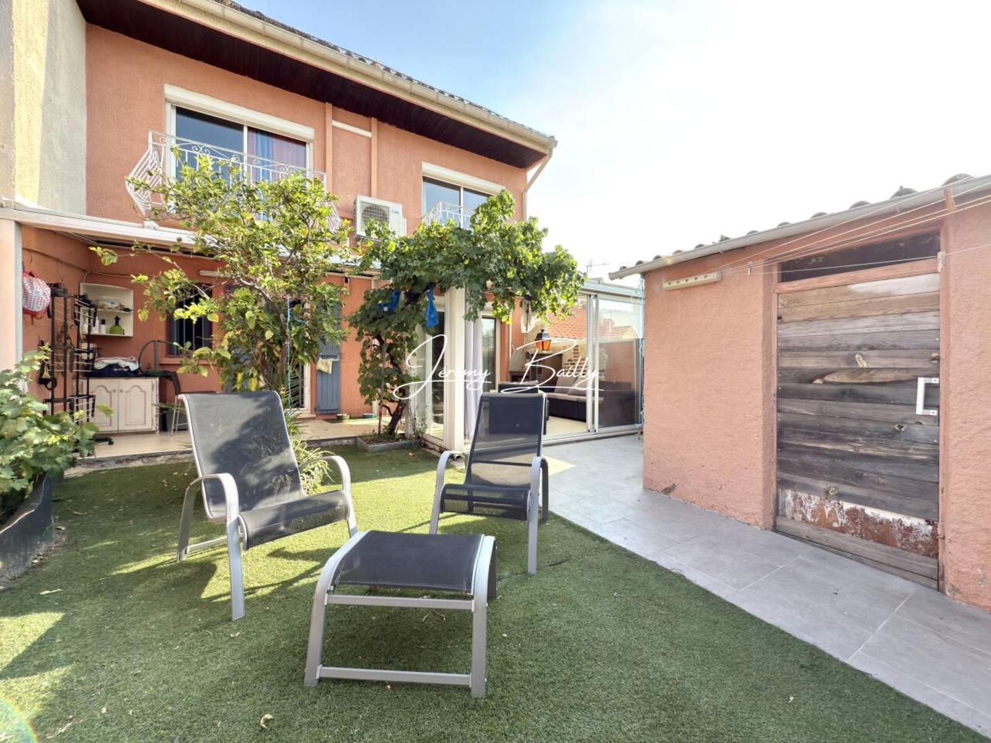 Photo 1 : Vente Maison 7 pièces Saint-Estève 140 m²
