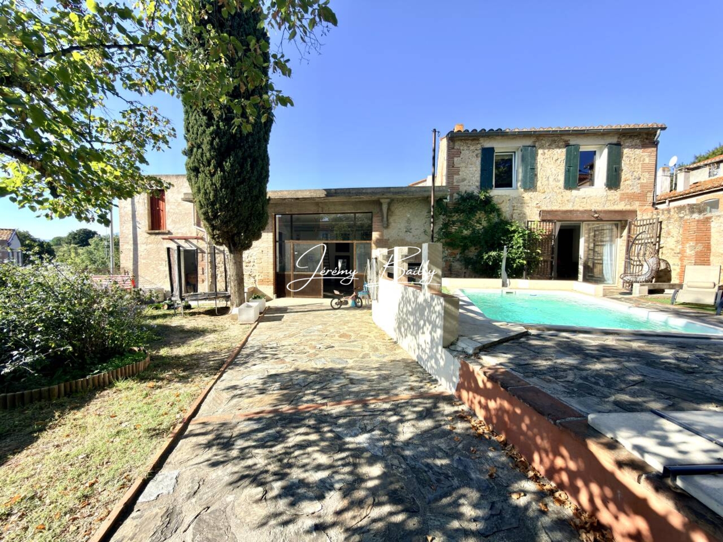 Image des la section Servies