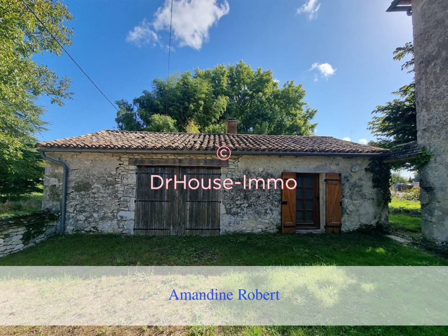 Photo 1 : Vente Maison 5 pièces Saint-Aubin-de-Cadelech 161 m²