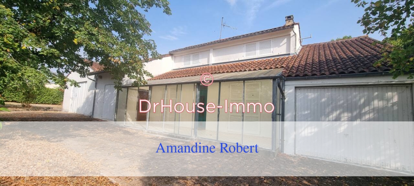 Photo 1 : Vente Maison 9 pièces Issigeac 170 m²
