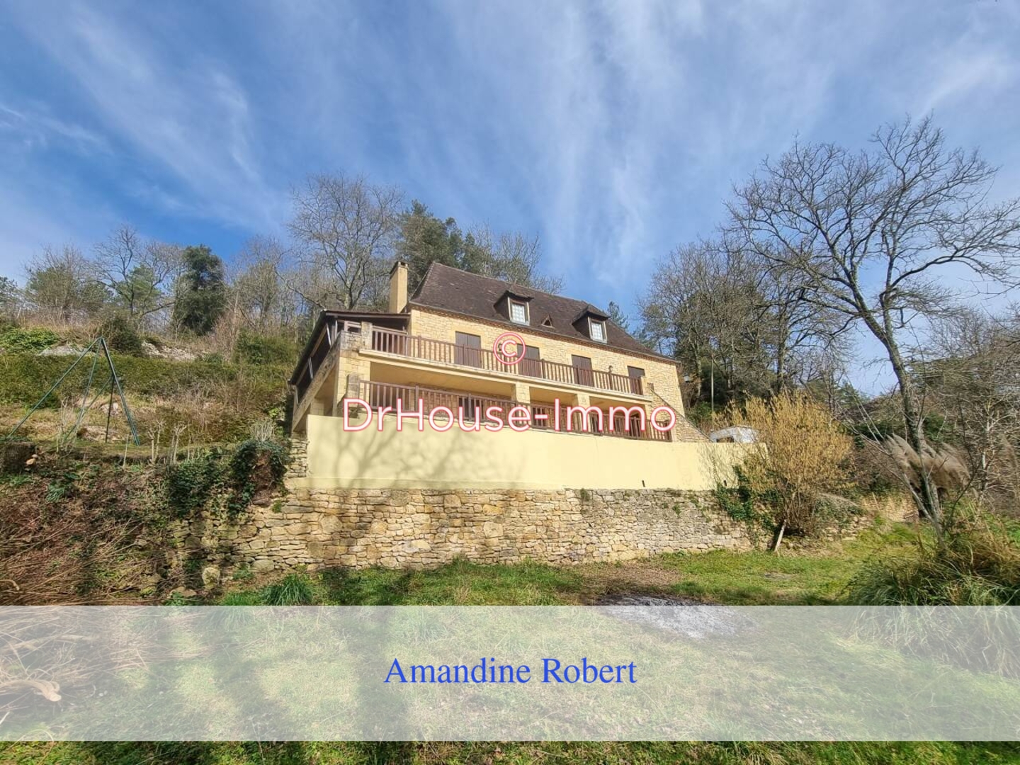 Photo 1 : Vente Maison 9 pièces Beynac-et-Cazenac 198 m²