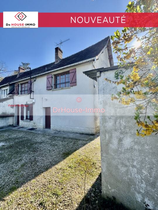 Photo 1 : Vente Maison 4 pièces La Chapelle-Saint-Sépulcre 88 m²