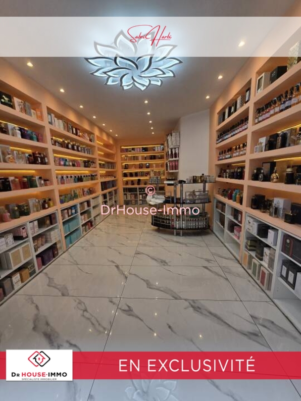 Photo 1 : Vente Immeuble 11 pièces Marseille 268 m²