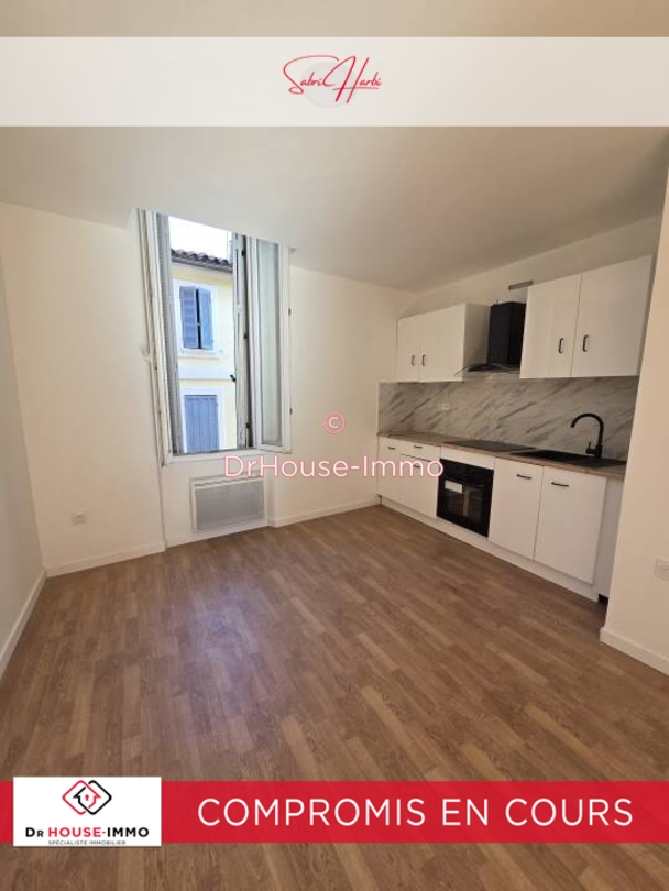Photo 2 : Vente Appartement 2 pièces Marseille 33 m²