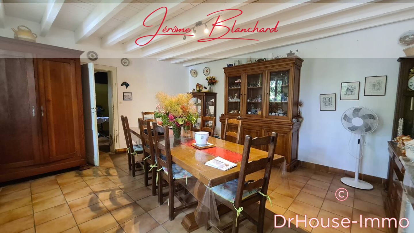 Photo 3 : Vente Immeuble 6 pièces Ambarès-et-Lagrave 150 m²