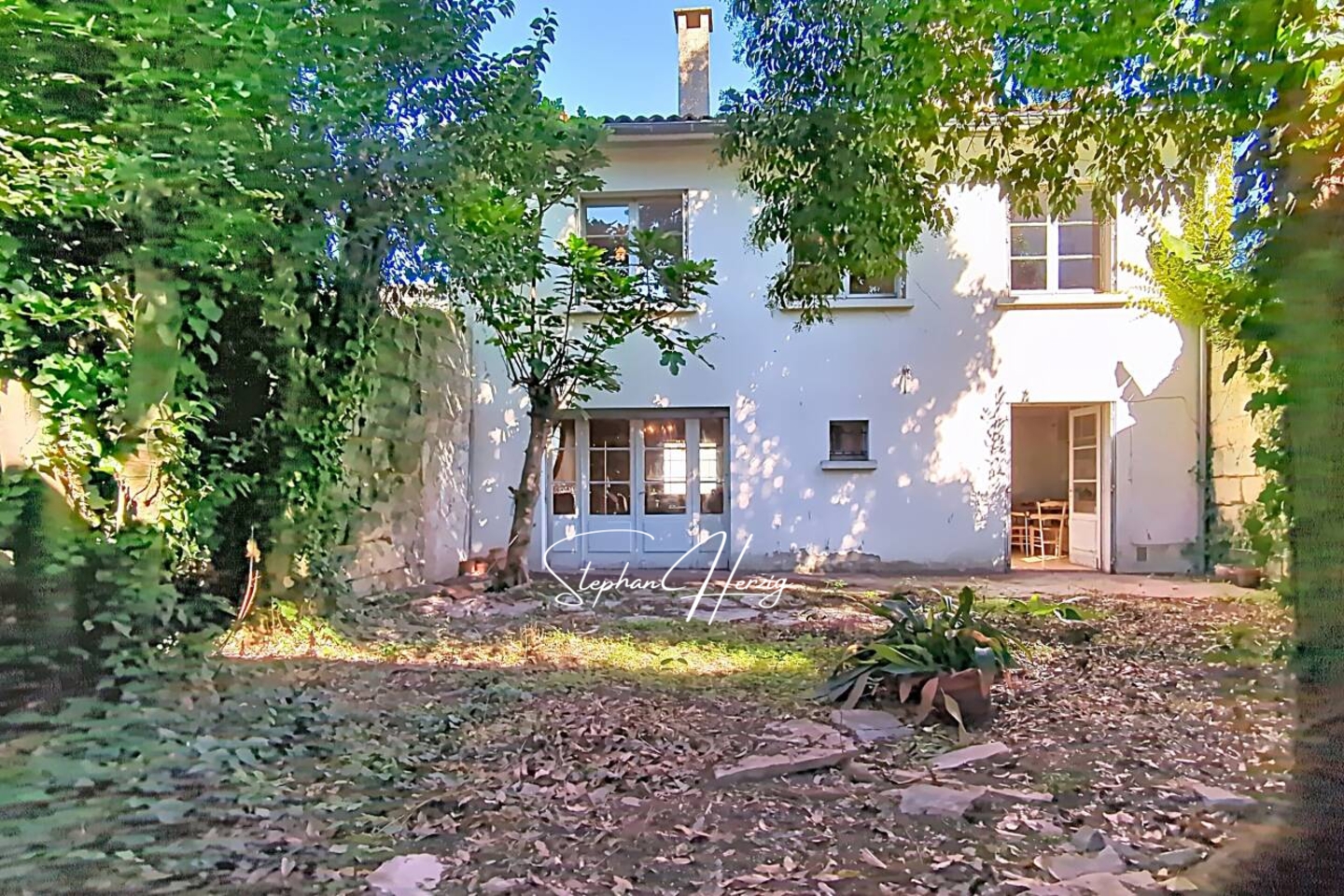 Image des la section Servies