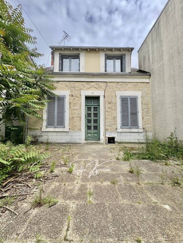 Photo 1 : Vente Maison 4 pièces Châteauroux 105 m²