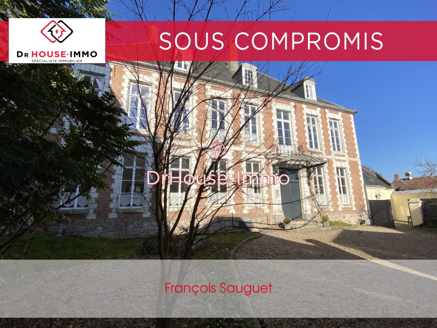 Photo 1 : Vente Hôtel particulier 22 pièces Montreuil-Sur-Mer 355 m²