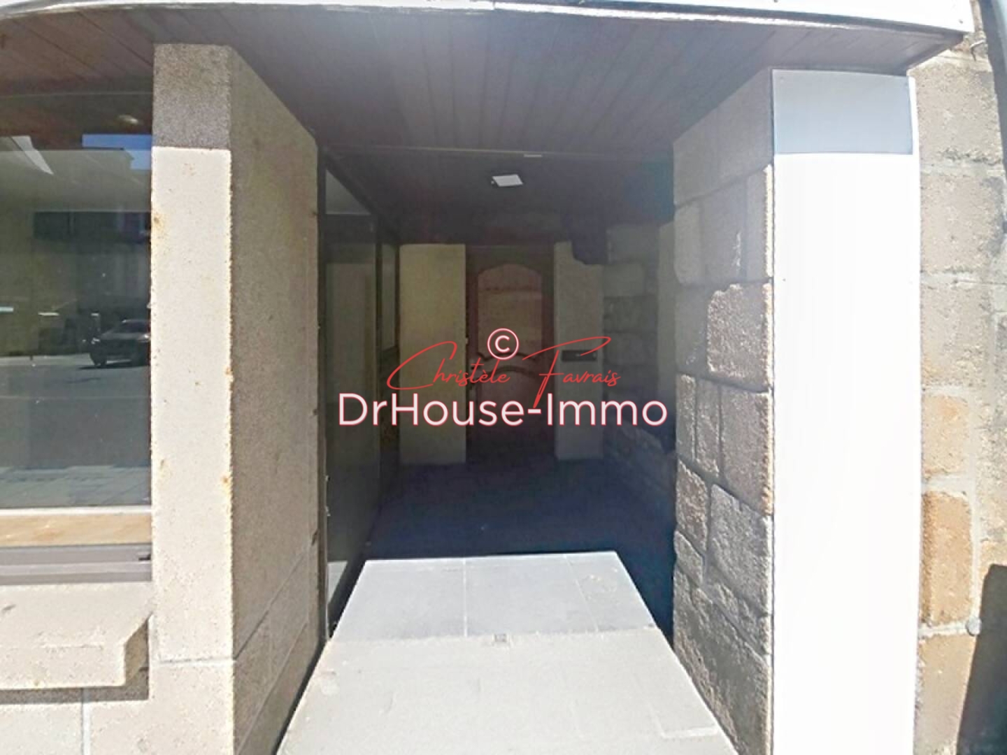 Photo 2 : Vente Maison 9 pièces Louvigné-du-Désert 210 m²